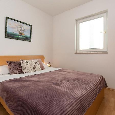 Apartment Filip Krk Town Luaran gambar