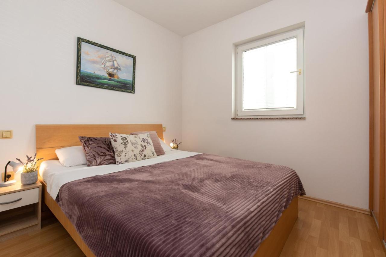 Apartment Filip Krk Town Luaran gambar