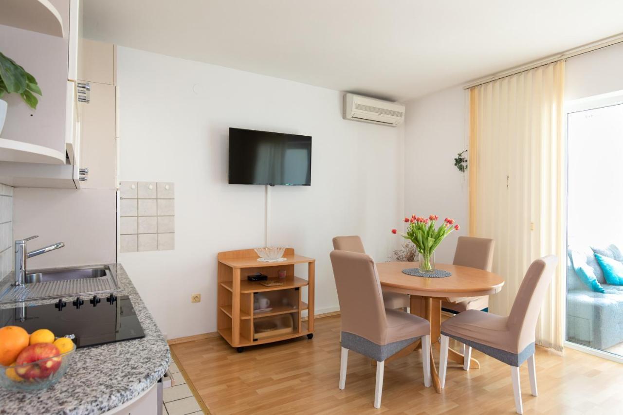 Apartment Filip Krk Town Luaran gambar