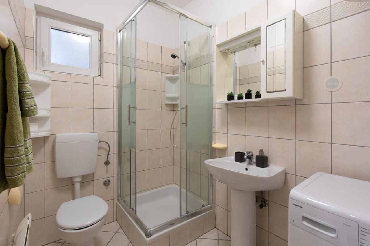 Apartment Filip Krk Town Luaran gambar